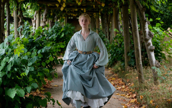 Стильный кинопросмотр: ТОП-5 самых модных сериалов весны 2020