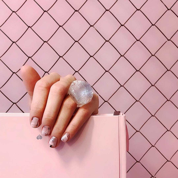 Идеальный план: ТОП-10 вариантов роскошного летнего маникюра 2020