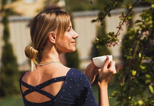 "Потрясная малышка": Никитюк эротично выгнулась в откровенном купальнике - фото