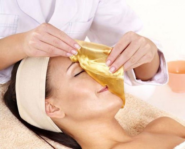 Уход за лицом в домашних условиях: Альгинатная маска