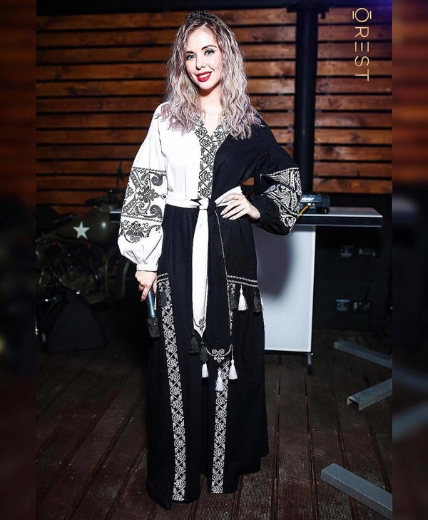 День вышиванки: украинские звезды поделились историями своих вышитых оберегов