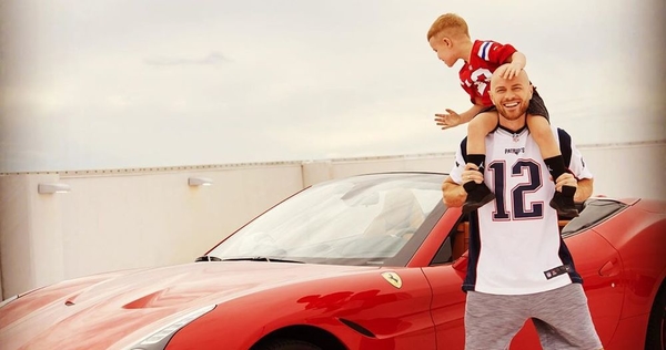 "Это так мило": Влад Яма очаровал Сеть редким фото с сыном Леоном