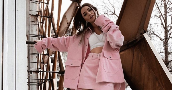 "Черничные ночи": Надя Дорофеева записала трек с другом юности