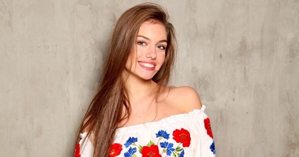 Александра Кучеренко показала фото в свадебном платье