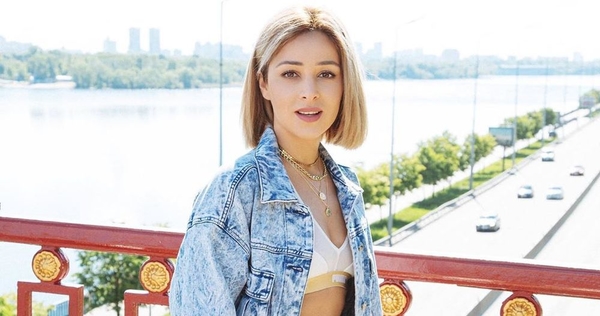 Злата Огневич показала пикантные фото и рассказала о борьбе с комплексами