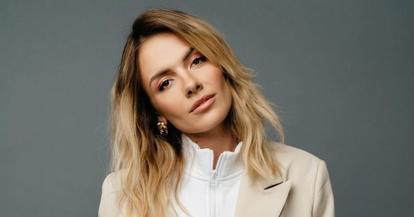 Редкое фото: MamaRika показала свою маму