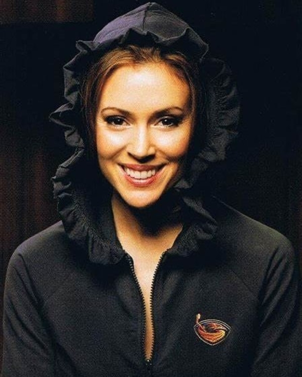 Алисса Милано очаровала Сеть трогательным снимком с сыном и дочкой