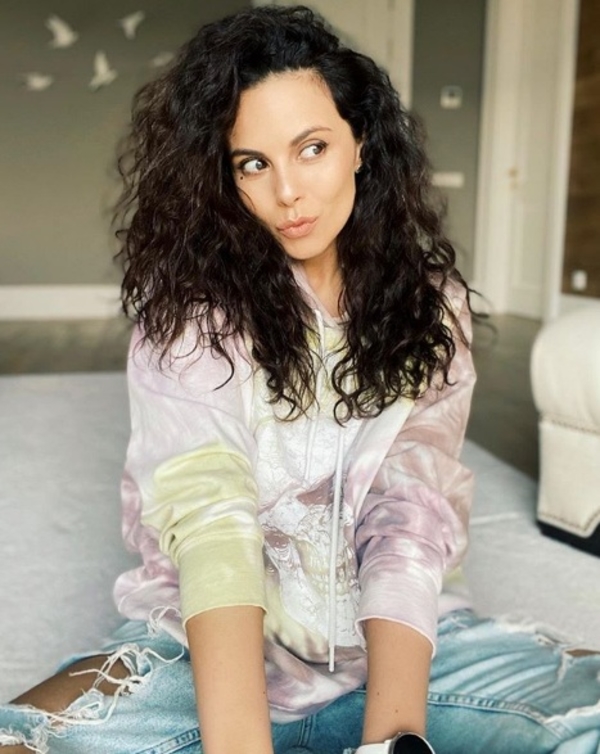 Каменских шокировала Сеть излишней худобой