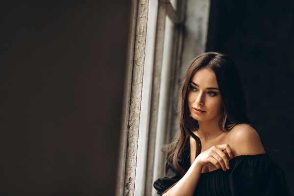 "Букеты и праздничный стол": Холостячка Мишина показала яркие фото со дня рождения