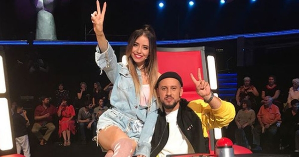 MONATIK удивил подписчиков снимком "беременной" Дорофеевой