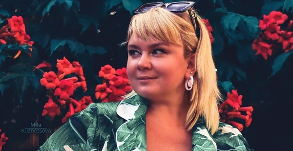 "Было настроение": Модель с 13-м размером груди показала бюст крупным планом