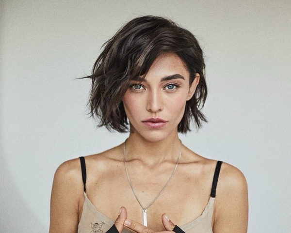 "Фантастические твари": Звезда "Орла и решки" в цветных линзах поразила Сеть