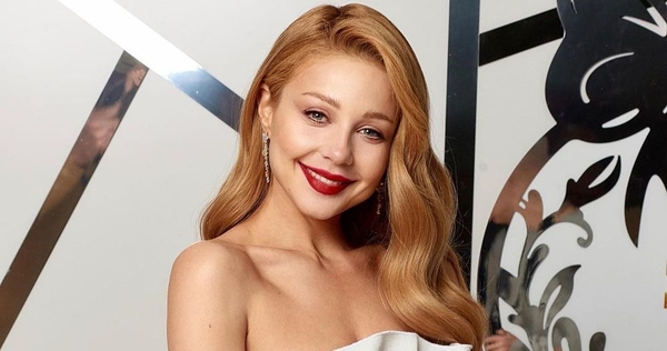 Тина Кароль похвасталась наградой от Президента Украины