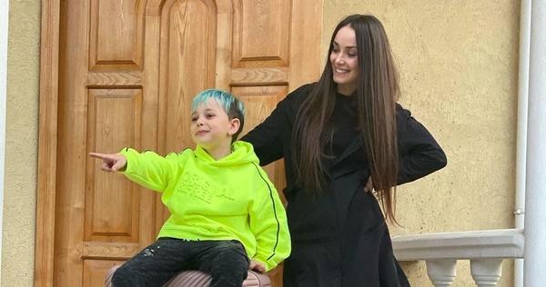 Ксения Мишина призналась, общается ли ее 8-летний сын со своим отцом