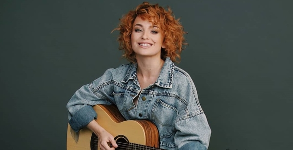 Виктория Булитко родила?: Звезда добавила снимки с новорожденным ребенком