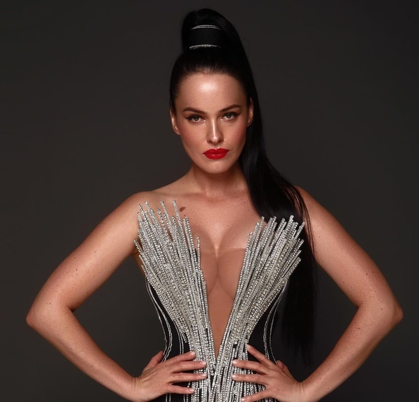 "Аж не узнал!": Секс-бомба Астафьева вызвала бурное обсуждение в Сети