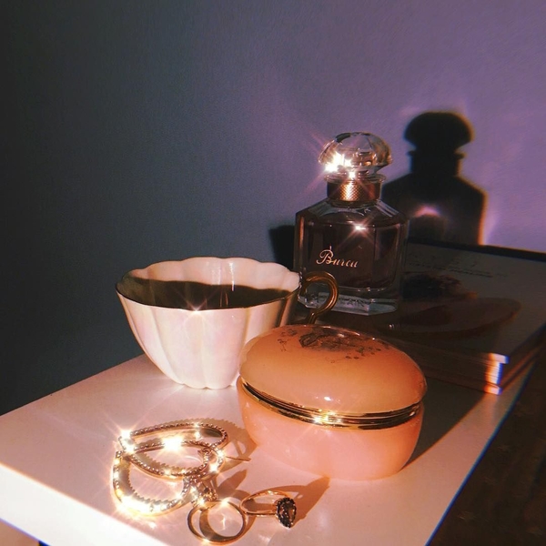 Уроки обольщения: ТОП-5 “парфюмерных” точек на теле