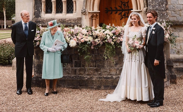 Династия: Что известно, о ключевом свадебном платье 2020 года