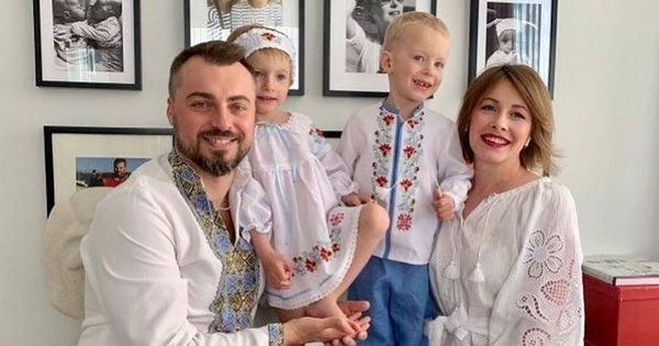 Елена Кравец показала подросших двойняшек Катю и Ваню