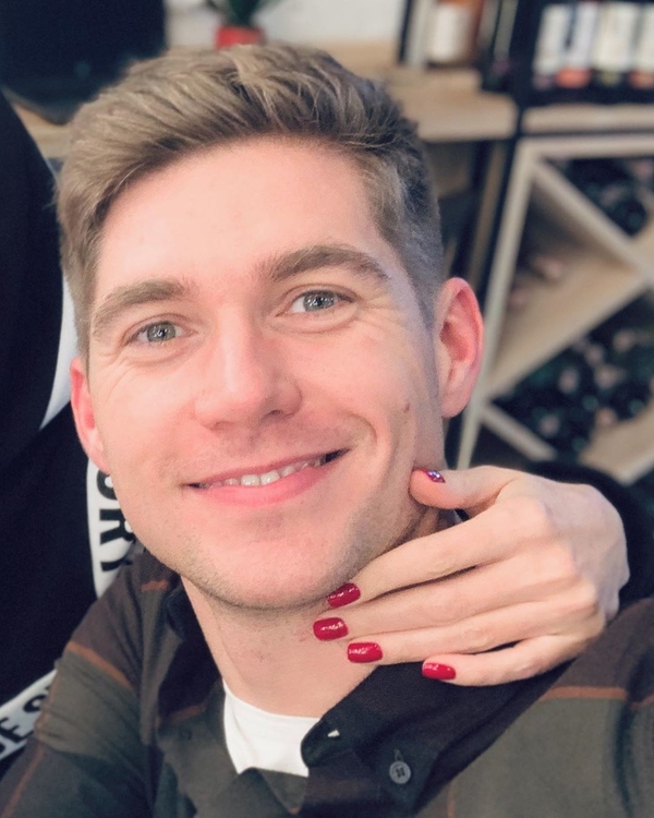 Иду на поправку: Остапчук эффектно отметился на морском курорте