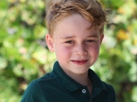 Принцу Джорджу - 7 лет: Кейт Миддлтон показала новое фото старшего сына