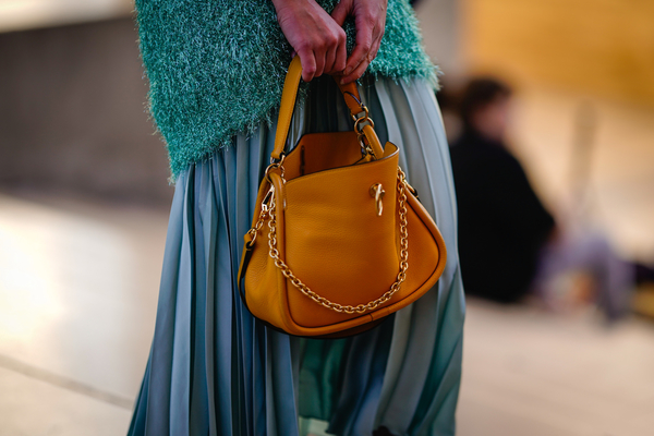 Астрономический прогноз: Самая модная сумка лета 2020