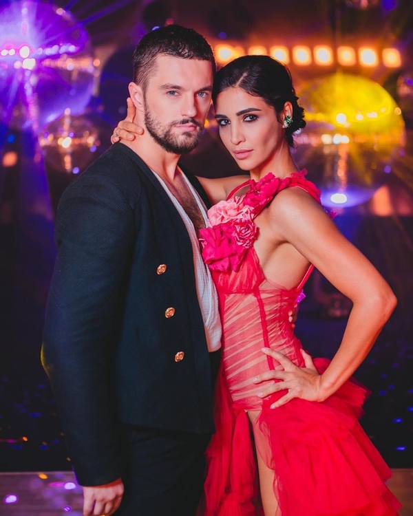 "Танці з зірками 2020": Список звездных участников шоу