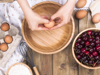 Пирожки с вишней на сдобном тесте в духовке