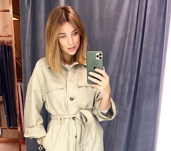 Известная украинская дизайнер оголила бедра в эффектном фотосете