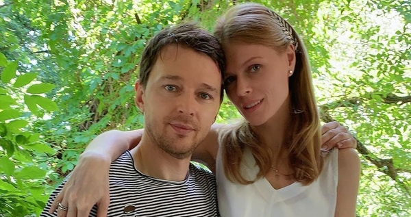 Ольга Фреймут очаровала Сеть новыми фото с мужем и 3-летней дочерью