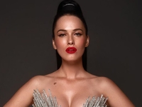 День рождения Даши Астафьевой: Соблазнительные фото украинской красотки