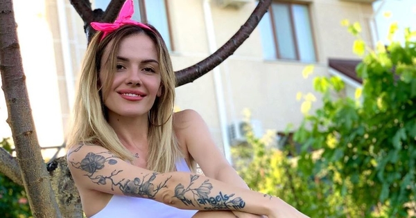 "Как мы вас пранканули?": MamaRika сняла забавный ролик с солисткой KAZKA