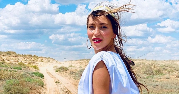 "Не обошлось без полиции": Тодоренко сообщила о неприятностях во время фотосета в поле