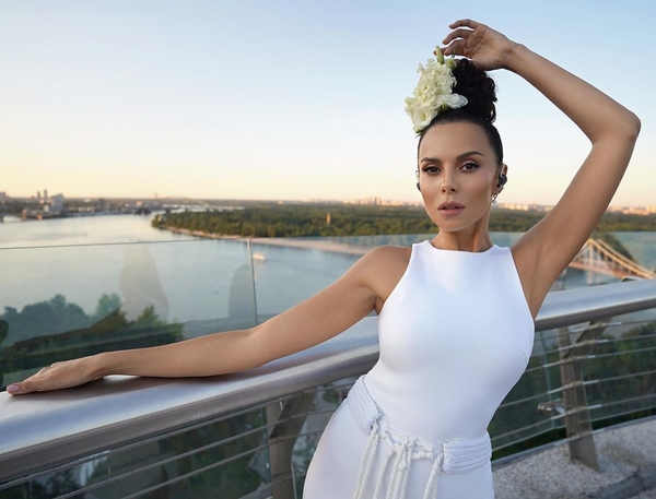 Как всегда, стильная: Настя Каменских похвасталась эффектным кадром