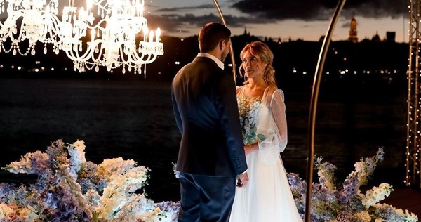 Квиткова и Добрынин признались, сколько потратили на свадьбу на берегу Днепра