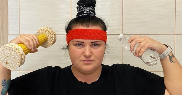 Alyona Alyona запостила первые кадры в купальнике спустя два месяца похудения