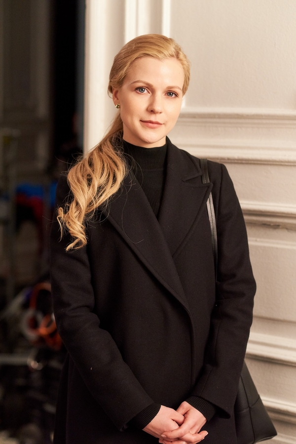 Актриса сериала "На твоей стороне" Дана Абызова поделилась формулой счастливого брака