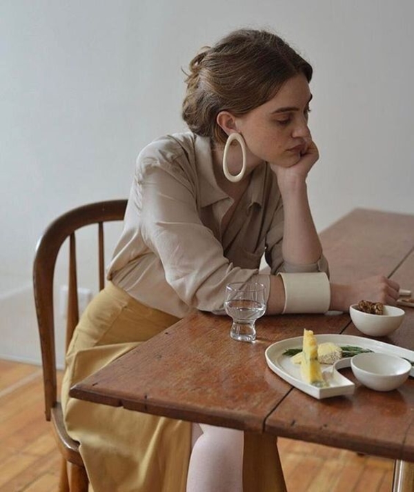 Почему люди осуждают друг друга: ответ психолога