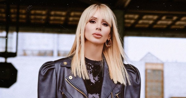 "Когда дочка вся в маму": Лобода похвасталась семейной фотосессией