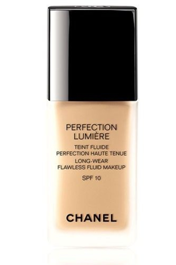 Берегите кожу смолоду, она у вас всего одна: ТОП-6 тональных кремов, которые будут очень актуальны в период осеннего и зимнего сезона