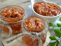 Острая аджика из кабачков на зиму