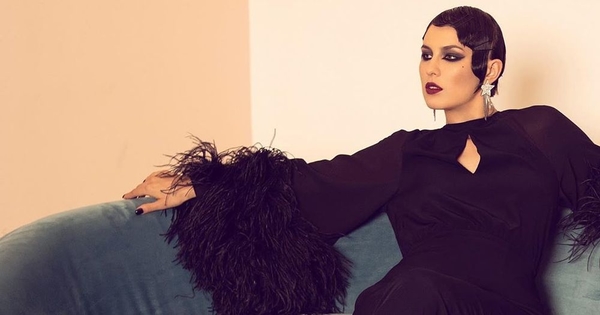 Семейный портрет: MARUV показала редкое фото с родителями