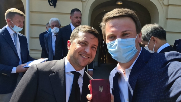 Дмитрий Комаров получил звание "Заслуженного журналиста Украины"