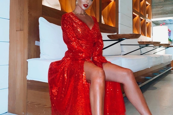 instagram.com/annasedokova