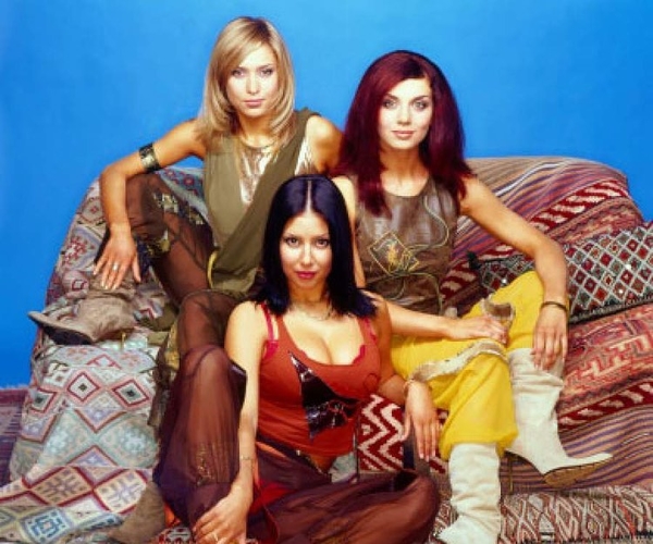 "ВИА Гре" - 20 лет: Эрика Герцег показала все составы культовой группы