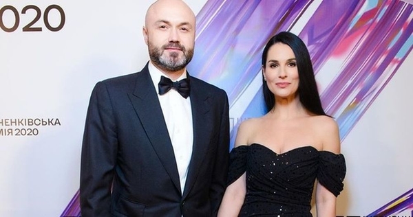 "Как новенькие": Ефросинина и Хромаев отметили годовщину свадьбы