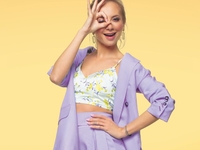 Звезда “Однажды под Полтавой” Ирина Сопонару показала фото в бикини