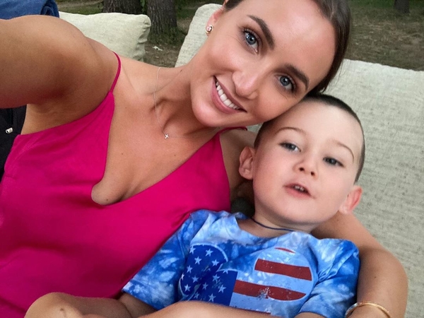 «Ему нужна коммуникация»: Анна Ризатдинова отдала ребенка в детский сад