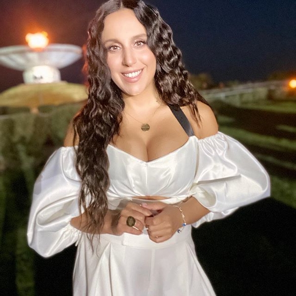 Джамала в дуэте с Pianoбой выпустила хит «Эндорфины»