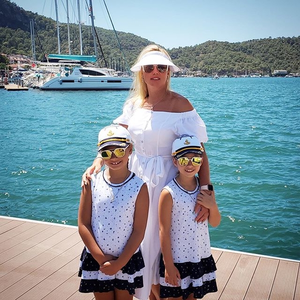 «И наш дом не миновал»: Камалия заразилась коронавирусом